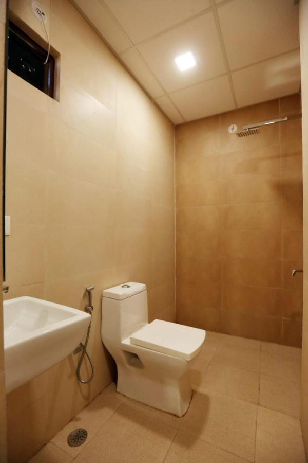 Hotel Ark Wood New Delhi Eksteriør billede